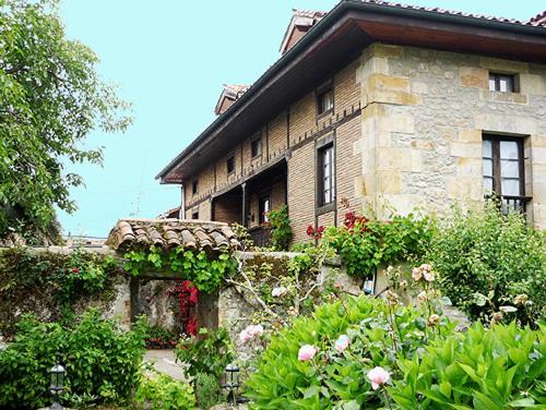 Posada Vallejo Periedo Exterior photo